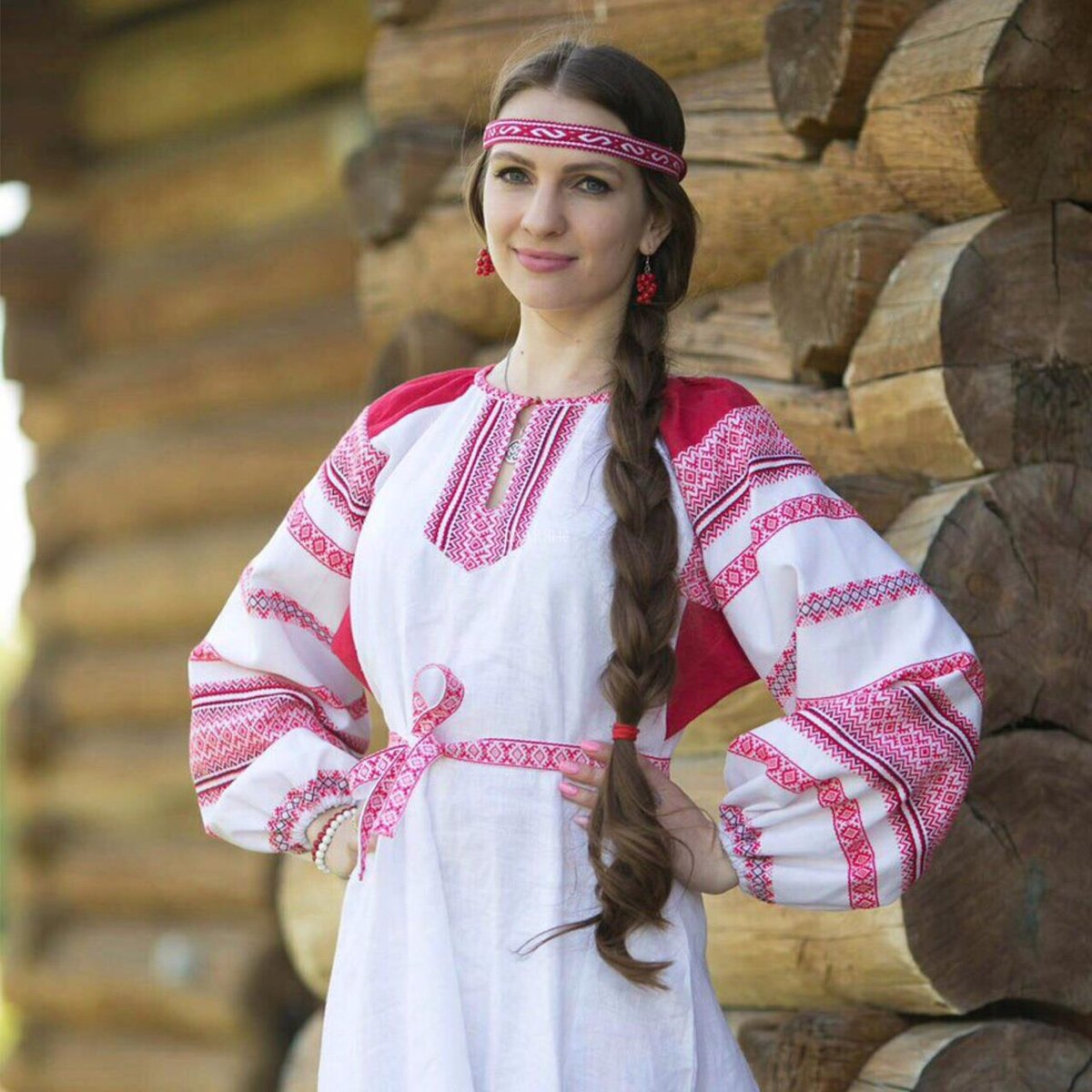 Girls in Slavic costumes in Changshu