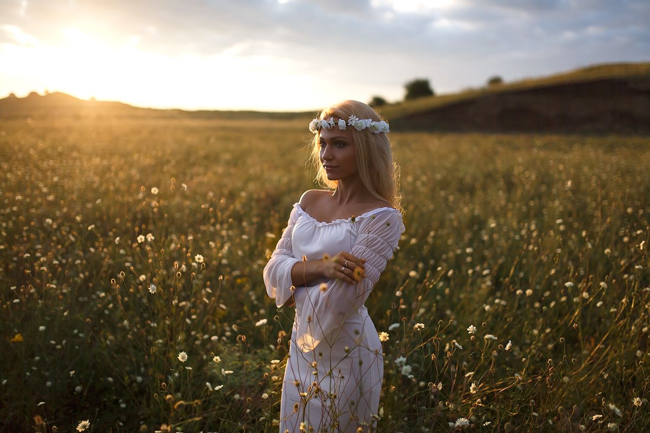 Girls in Slavic costumes in Changshu